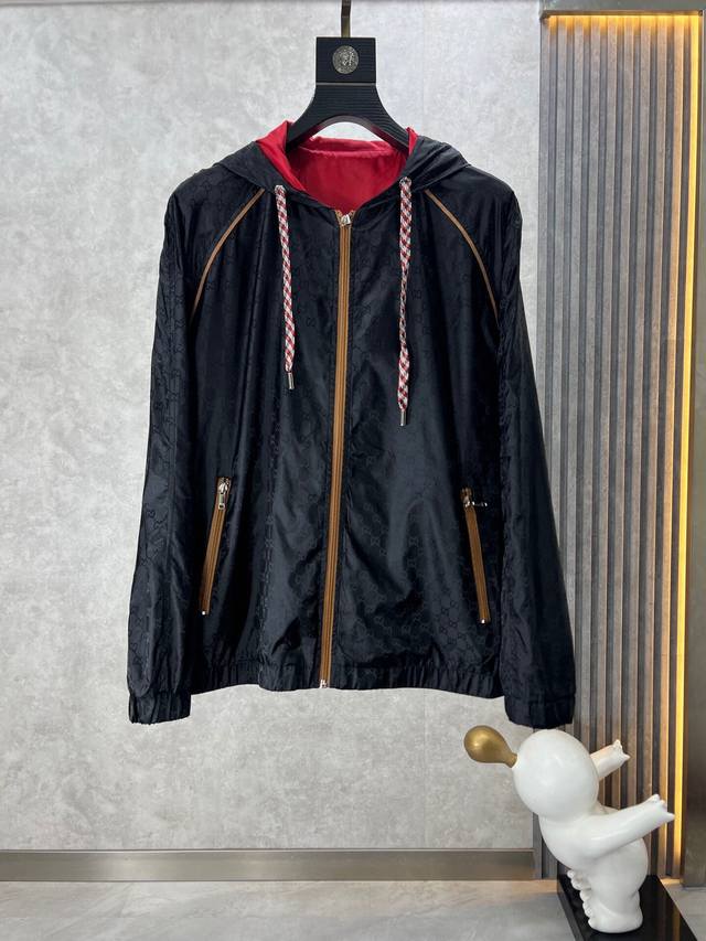 Gucci 古奇 官网同款，提前发售 2024Ss开春新款男士夹克外套，原单三标齐全高端版本 专柜定制面料 透气舒适度高，细节无可挑剔，品牌元素设计理念，体现高