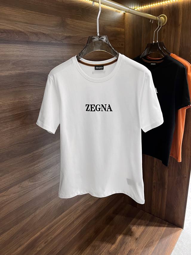 New# Zegna 杰尼亚 2024专柜同款季夏新品男士短袖t恤，外贸公司订单！是杰尼亚经典的专有织物之一，面料触感又柔软细腻、型态又笔挺有型！ 胸前精致水印