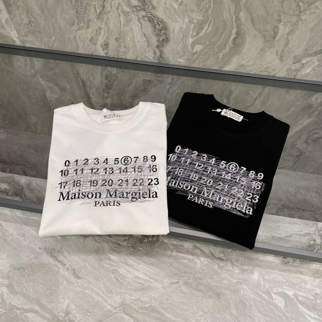 Maison Margiela# 24春夏顶级专柜同步短袖t恤 3标齐全 采用客供进口100%-32支双股新疆棉面料制成，专柜原版面料，品牌辨识度超级强，高街与