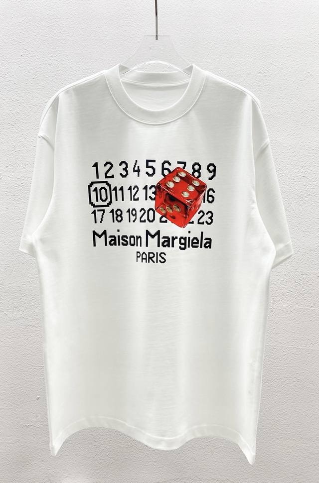 2024Ss春夏 Maison Margiela 马吉拉圆领t恤 进口dl数码直喷立体琥珀六面骰印花工艺 双纱精纺全棉100%面料，克重300 版型宽松 男女同